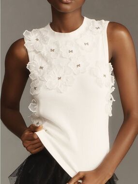 3-D Floral Appliqué Sleeveless Top